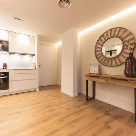Bravissimo Afra, 2-Bedroom Apartment Gérone Extérieur photo